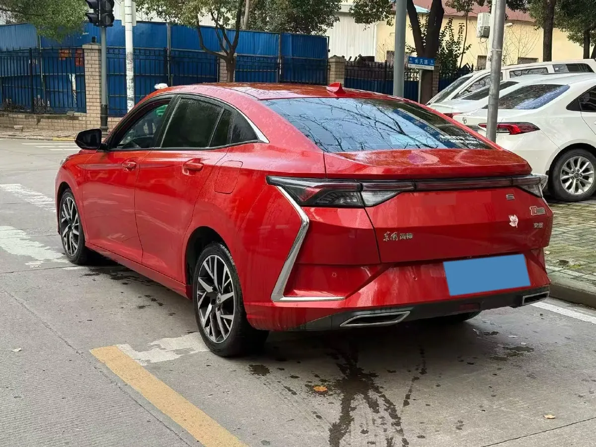 2020 DongFeng Aeolus YiXuan 1.5T 150HP L4 6DCT,autocango,china used car exporter,china ev exporter,chinese used car exporter,chinese used ev exporter