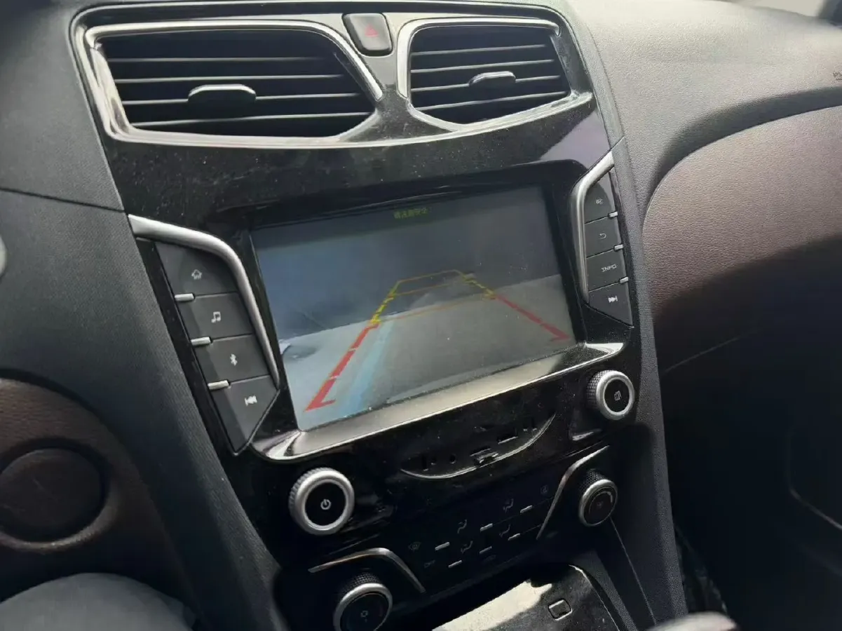 2017 HaiMa Family F7 1.5T 165HP L4 6AT,autocango,china used car exporter,china ev exporter,chinese used car exporter,chinese used ev exporter