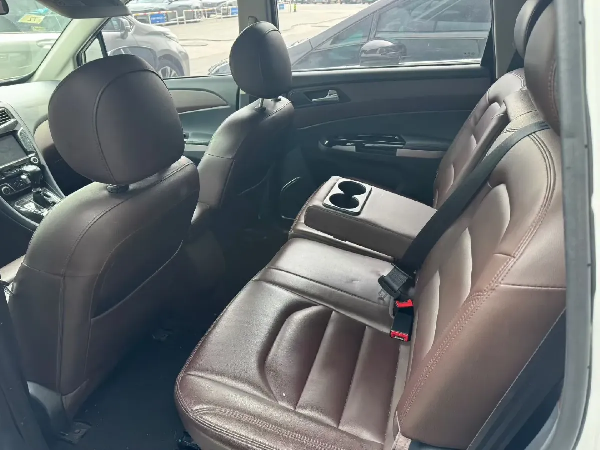 2017 HaiMa Family F7 1.5T 165HP L4 6AT,autocango,china used car exporter,china ev exporter,chinese used car exporter,chinese used ev exporter