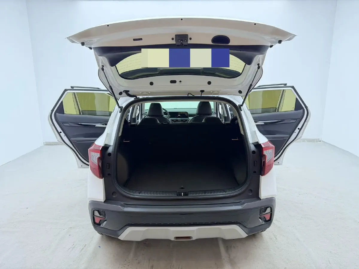 2023 Kia Seltos 1.5L 115HP L4 CVT,autocango,china used car exporter,china ev exporter,chinese used car exporter,chinese used ev exporter