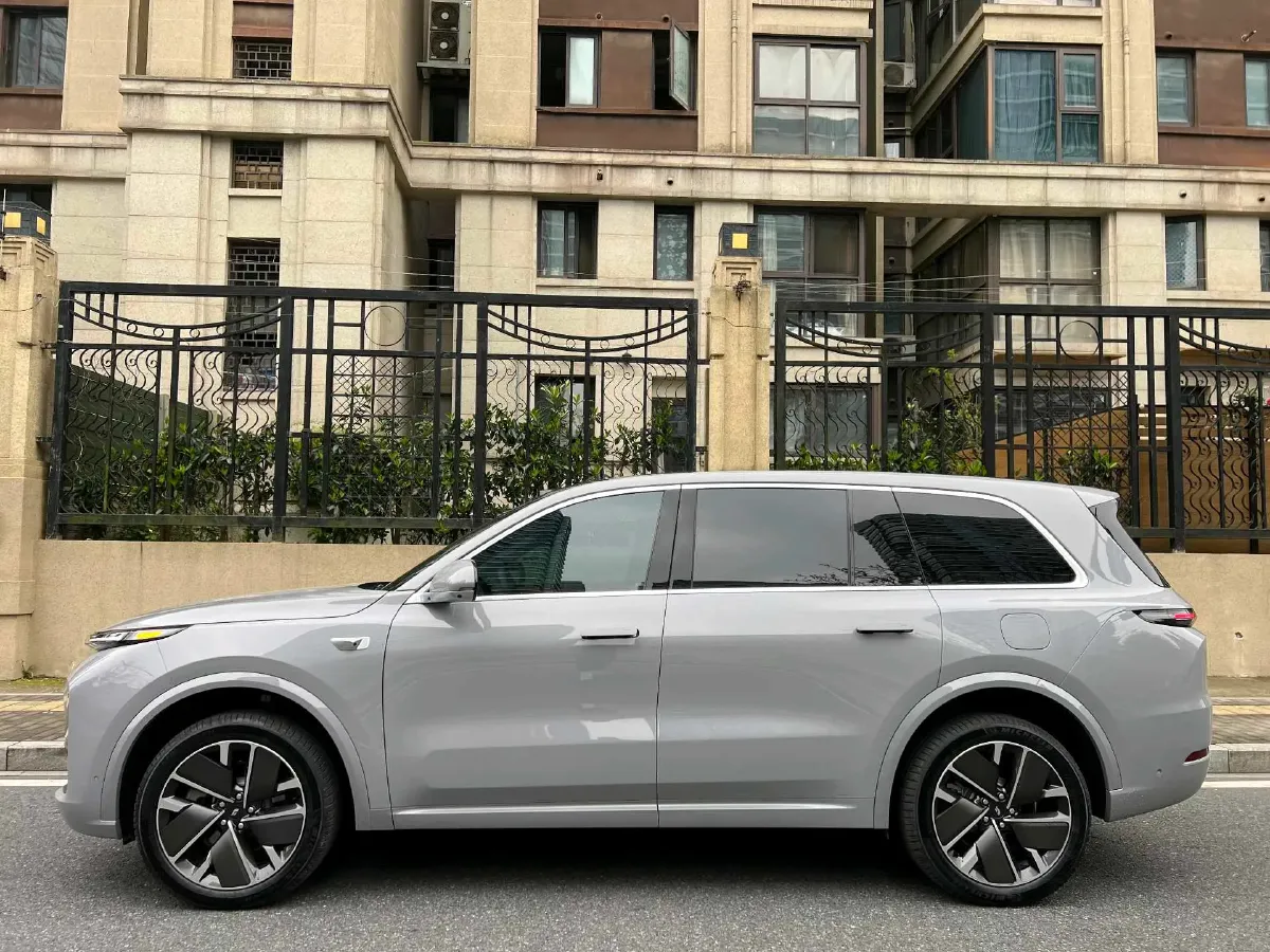 2025 Li L9 Range Extended 154HP REEV,autocango,china used car exporter,china ev exporter,chinese used car exporter,chinese used ev exporter