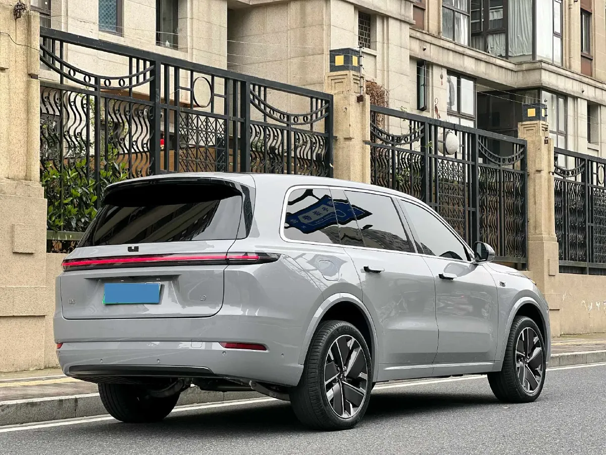 2025 Li L9 Range Extended 154HP REEV,autocango,china used car exporter,china ev exporter,chinese used car exporter,chinese used ev exporter