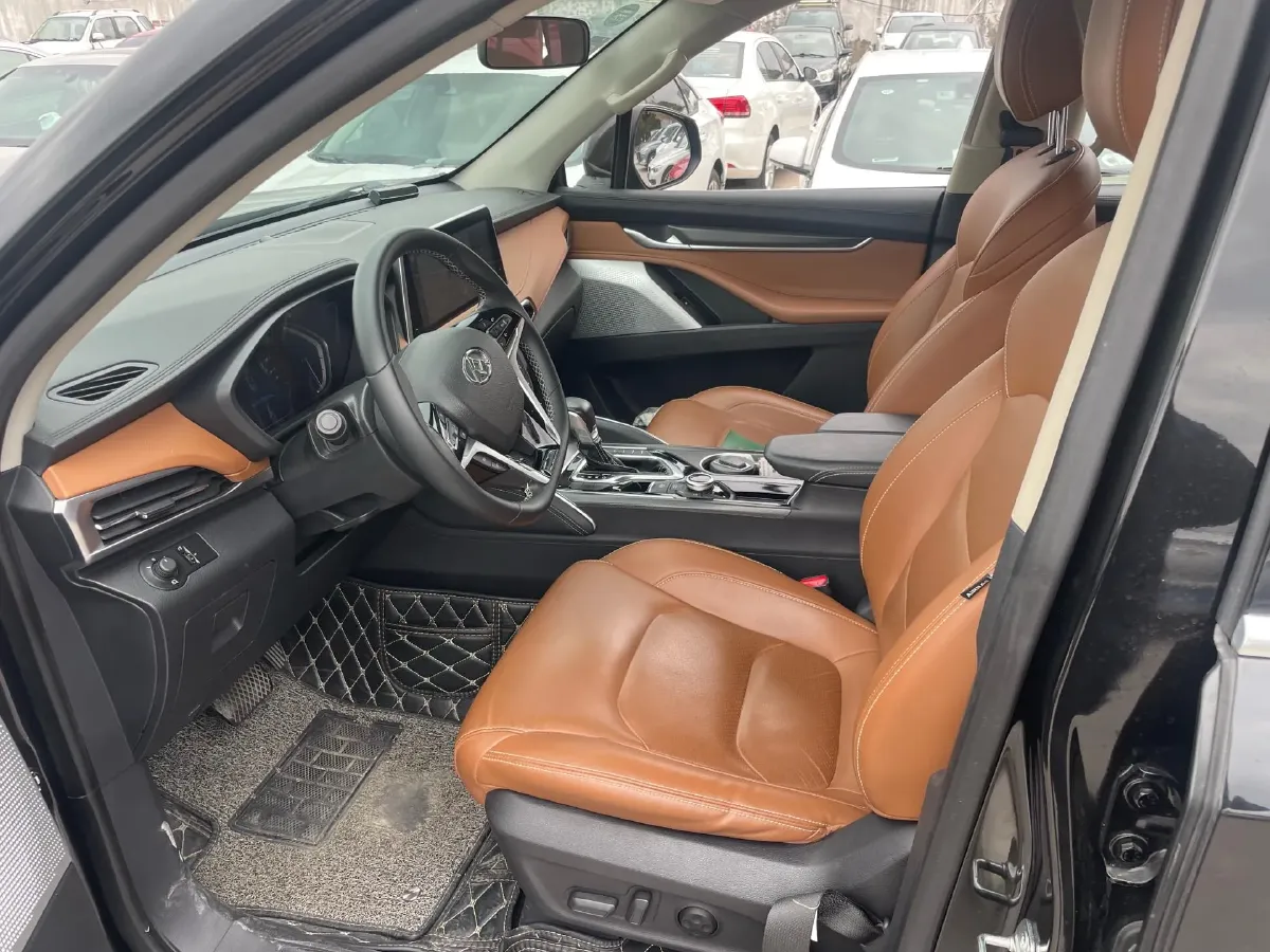 2017 MAXUS D90 2.0T 224HP L4 6AT,autocango,china used car exporter,china ev exporter,chinese used car exporter,chinese used ev exporter