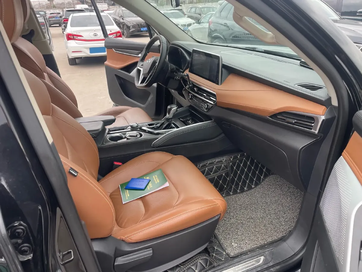 2017 MAXUS D90 2.0T 224HP L4 6AT,autocango,china used car exporter,china ev exporter,chinese used car exporter,chinese used ev exporter