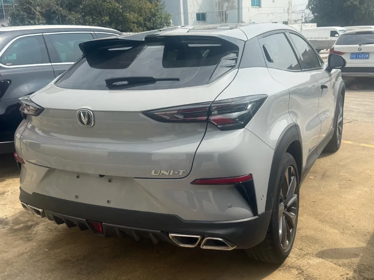 2020 ChangAn UNI-T 1.5T 180HP L4 7DCT,autocango,china used car exporter,china ev exporter,chinese used car exporter,chinese used ev exporter
