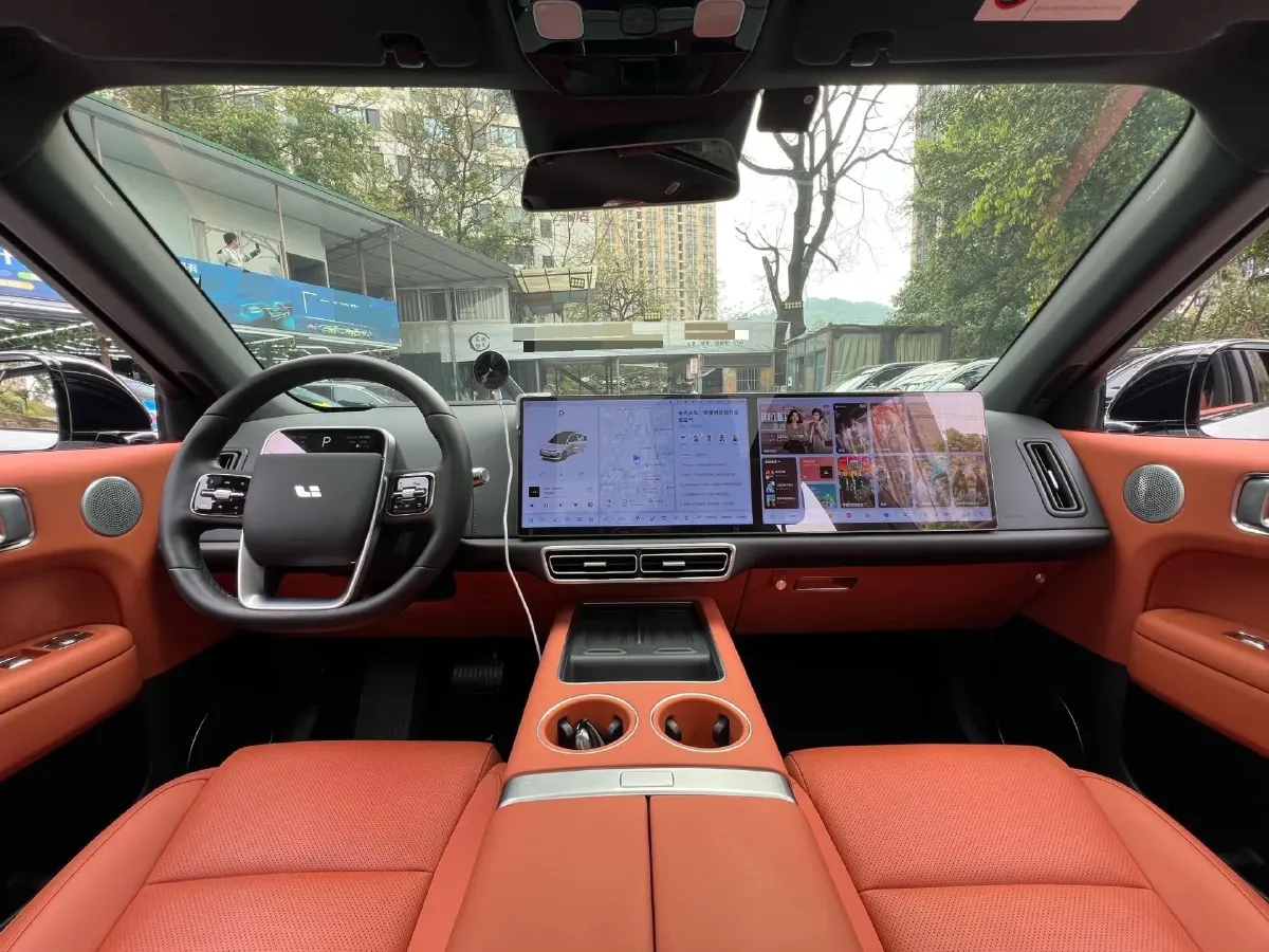 2024 Li L6 Range Extended 154HP L4 REEV 36.8KWH,autocango,china used car exporter,china ev exporter,chinese used car exporter,chinese used ev exporter