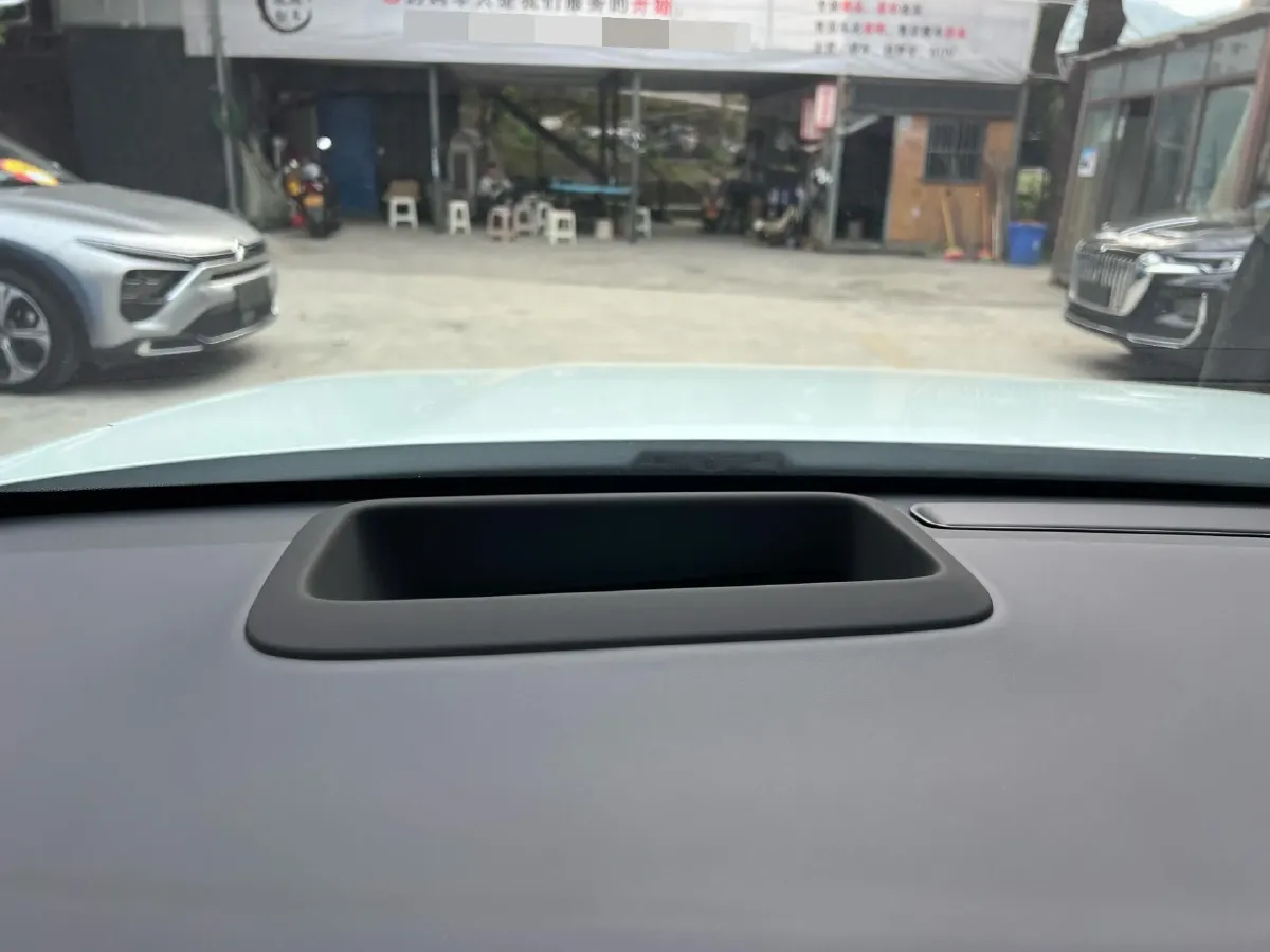 2024 Li L6 Range Extended 154HP L4 REEV 36.8KWH,autocango,china used car exporter,china ev exporter,chinese used car exporter,chinese used ev exporter