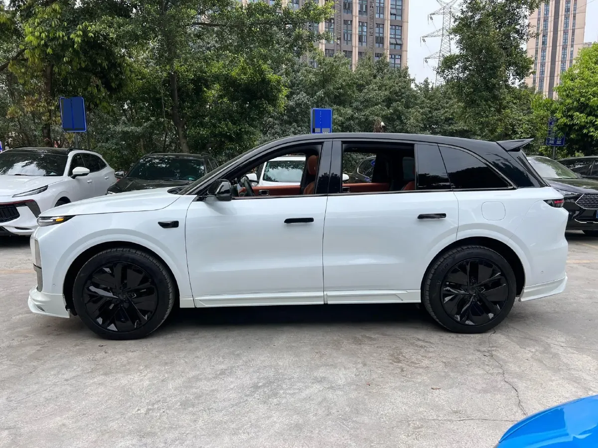 2024 Li L6 Range Extended 154HP L4 REEV 36.8KWH,autocango,china used car exporter,china ev exporter,chinese used car exporter,chinese used ev exporter