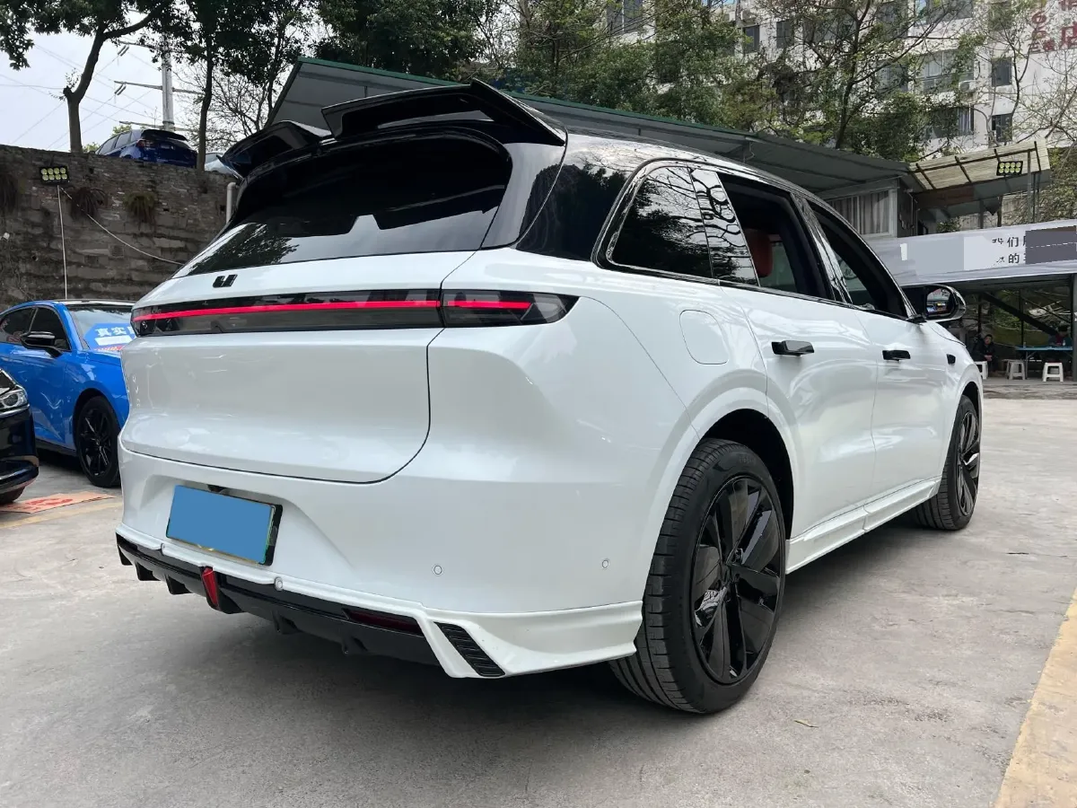 2024 Li L6 Range Extended 154HP L4 REEV 36.8KWH,autocango,china used car exporter,china ev exporter,chinese used car exporter,chinese used ev exporter