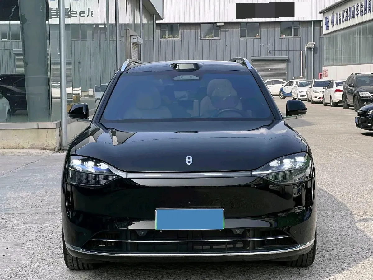 2025 AITO AITO M9 REEV 160HP REEV 52KWH,autocango,china used car exporter,china ev exporter,chinese used car exporter,chinese used ev exporter