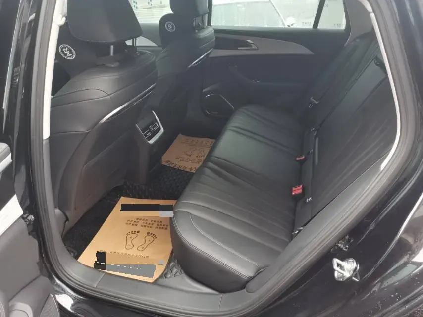 2025 HongQi H5 1.5T 169HP L4 7DCT,autocango,china used car exporter,china ev exporter,chinese used car exporter,chinese used ev exporter