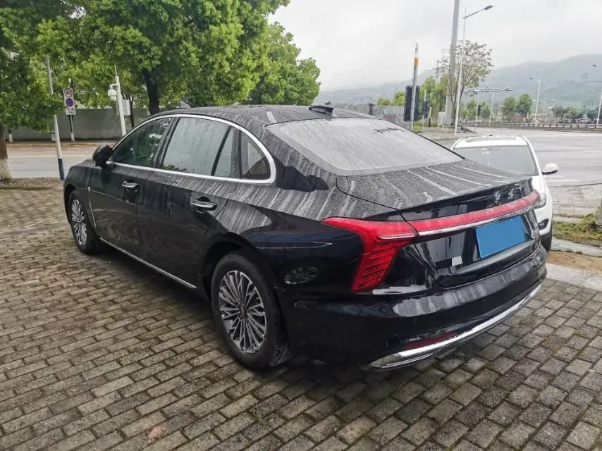 2025 HongQi H5 1.5T 169HP L4 7DCT,autocango,china used car exporter,china ev exporter,chinese used car exporter,chinese used ev exporter