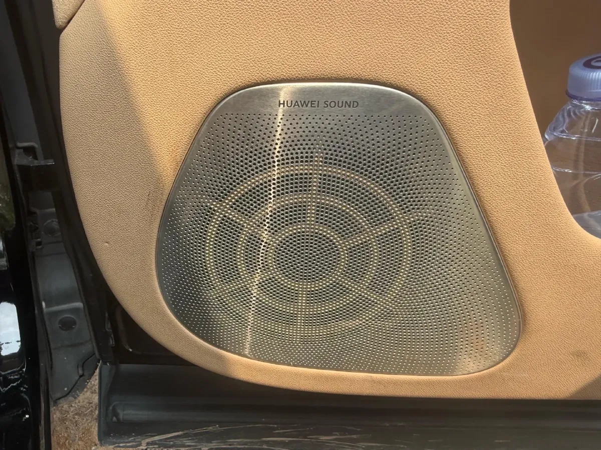 2024 AITO AITO M7 1.5T 152HP L4 REEV 40KWH,autocango,china used car exporter,china ev exporter,chinese used car exporter,chinese used ev exporter