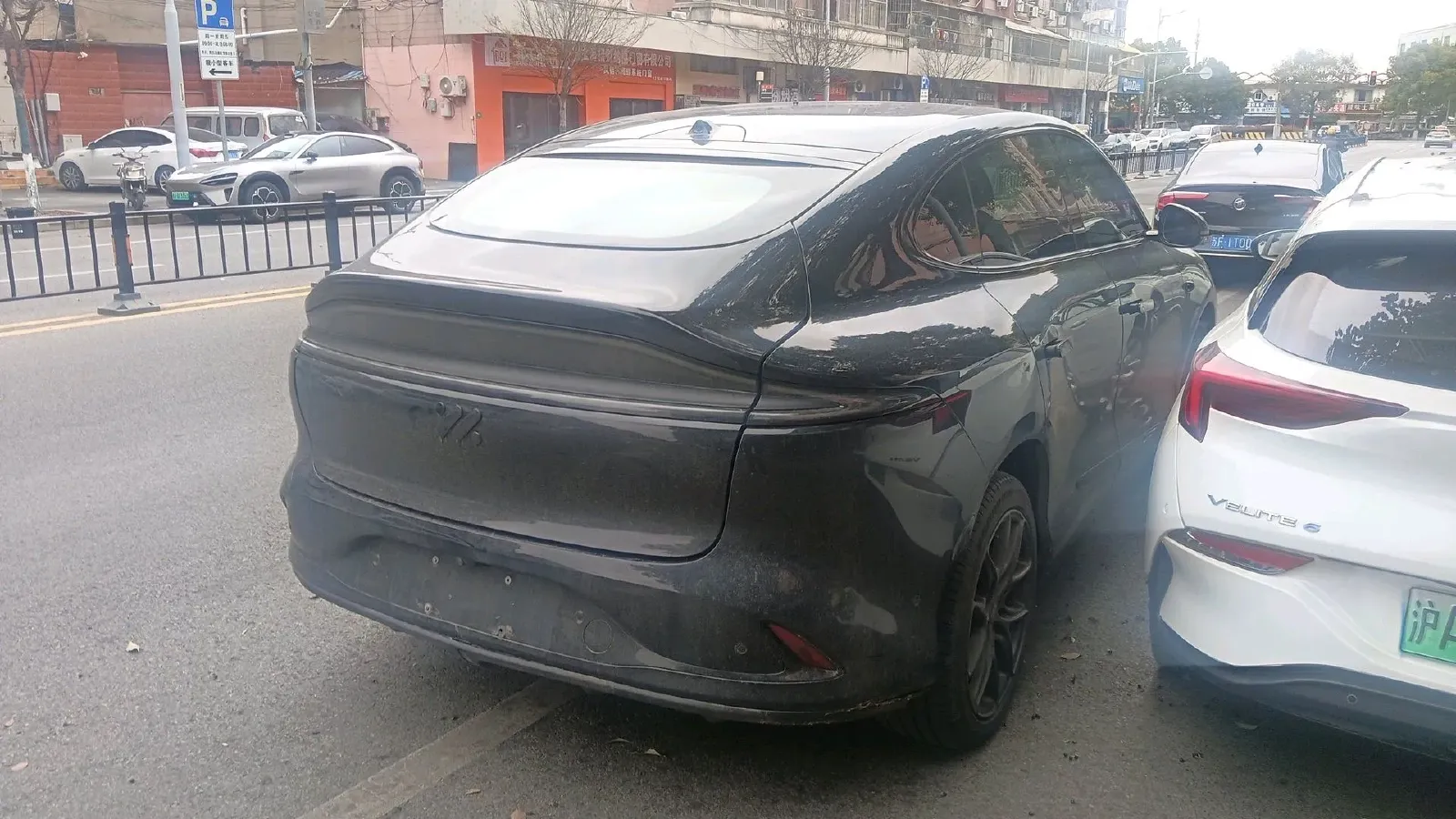 2023 IM LS6 BEV 71KWH,autocango,china used car exporter,china ev exporter,chinese used car exporter,chinese used ev exporter