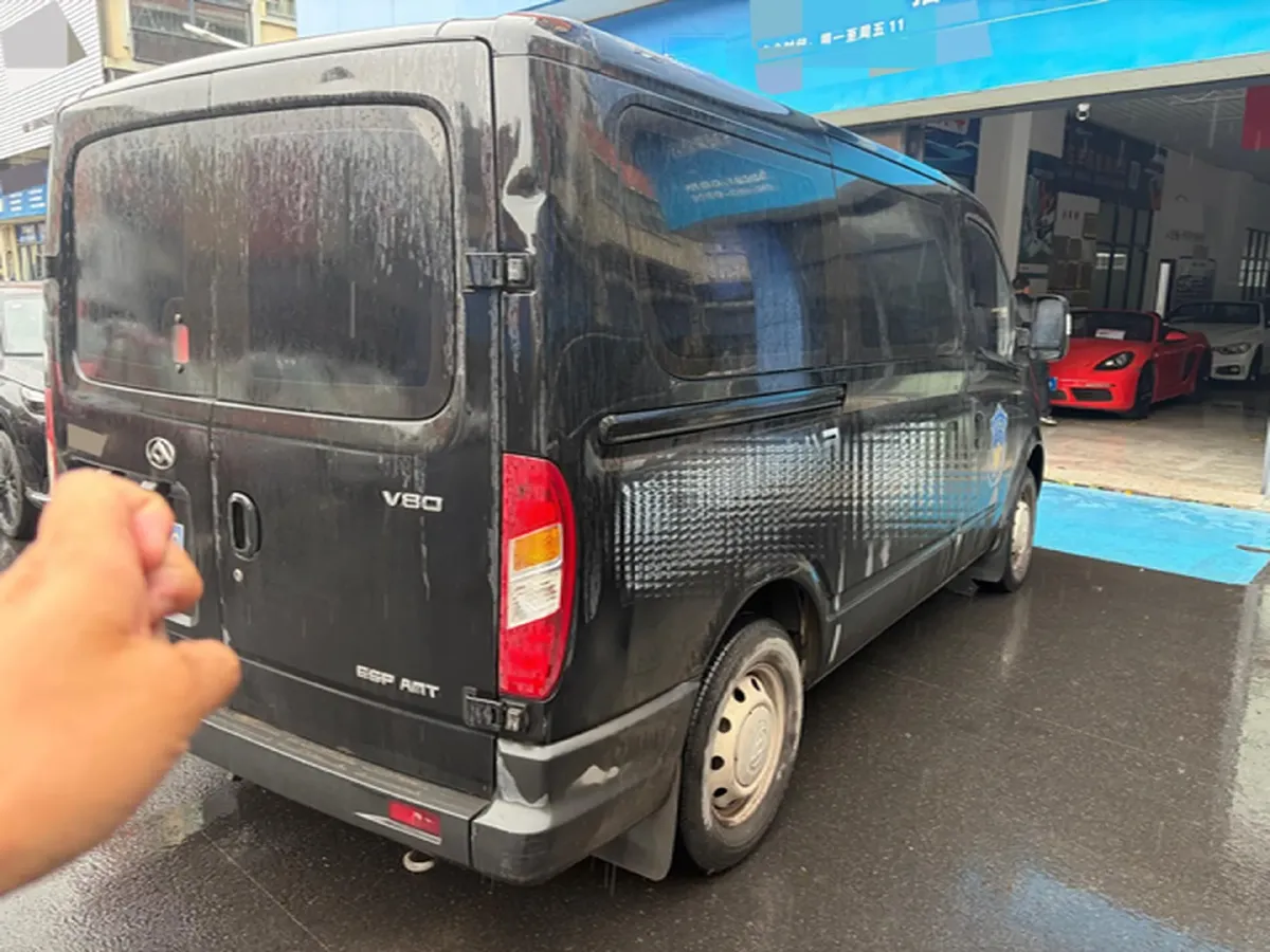 2018 MAXUS XinTu V80 2.5T 136HP L4 6MT,autocango,china used car exporter,china ev exporter,chinese used car exporter,chinese used ev exporter