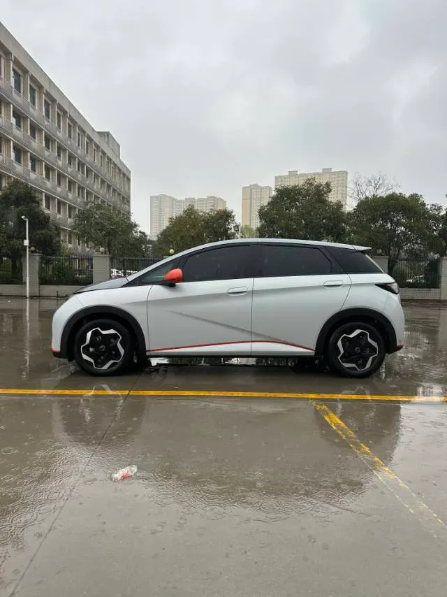 2021 Ford Escort 1.5L 122HP L3 6AT,autocango,china used car exporter,china ev exporter,chinese used car exporter,chinese used ev exporter