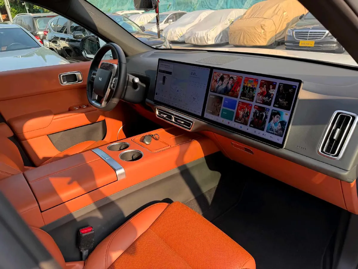 2023 Hyundai Palisade 3.5L 272HP V6 8AT,autocango,china used car exporter,china ev exporter,chinese used car exporter,chinese used ev exporter