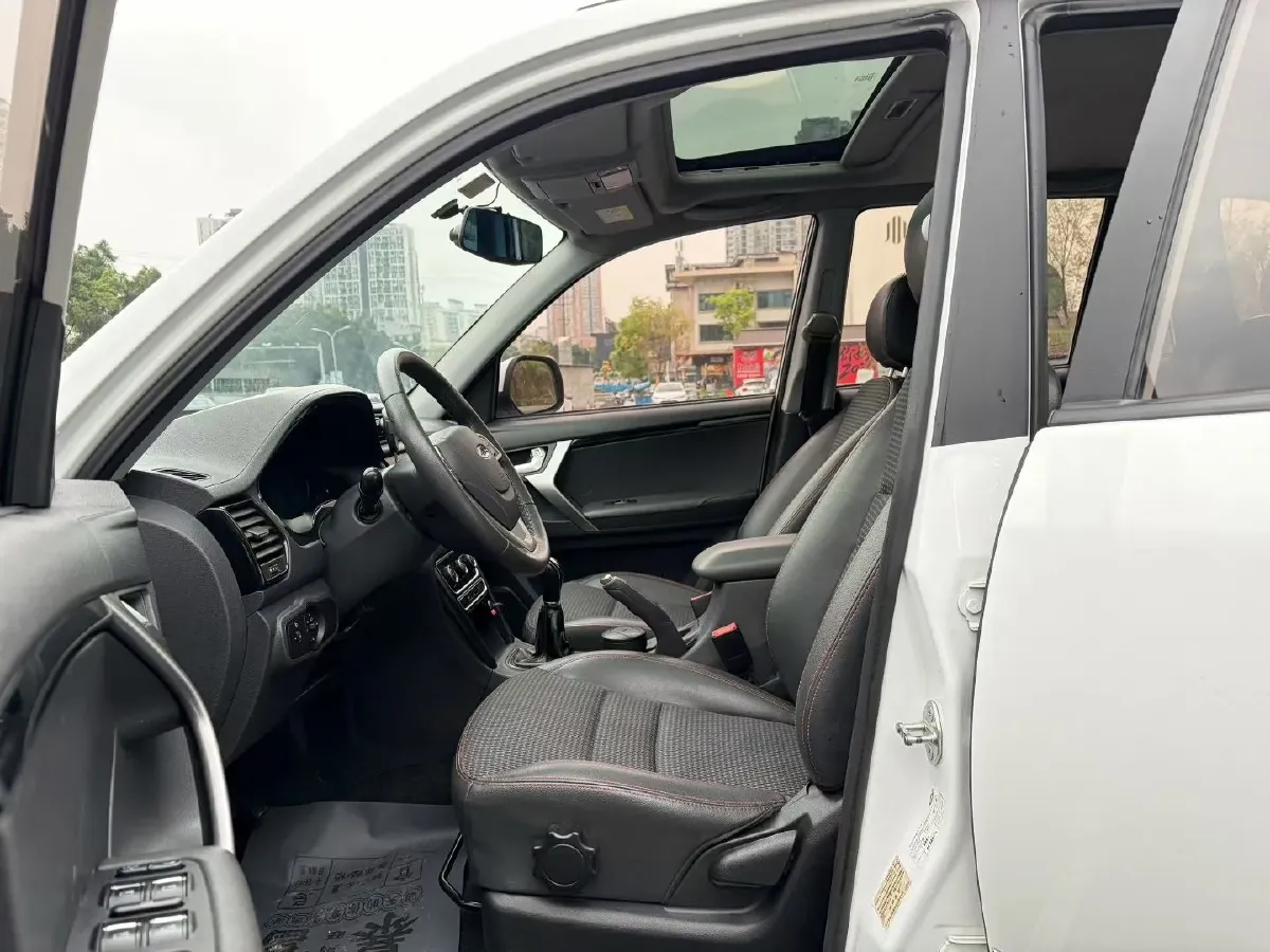 2016 Chery Tiggo 3 1.6L 126HP L4 5MT,autocango,china used car exporter,china ev exporter,chinese used car exporter,chinese used ev exporter