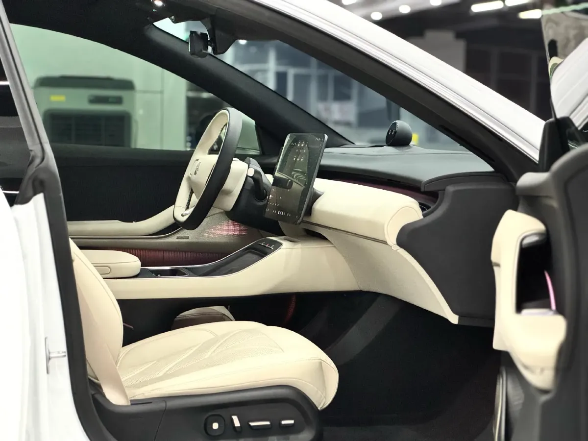 2025 NIO ET5 BEV,autocango,china used car exporter,china ev exporter,chinese used car exporter,chinese used ev exporter