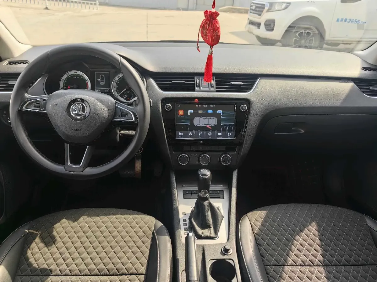 2018 Skoda Octavia 1.4T 150HP L4 7DCT,autocango,china used car exporter,china ev exporter,chinese used car exporter,chinese used ev exporter