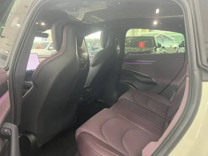 2024 MI SU7 BEV 73.6KWH,autocango,china used car exporter,china ev exporter,chinese used car exporter,chinese used ev exporter