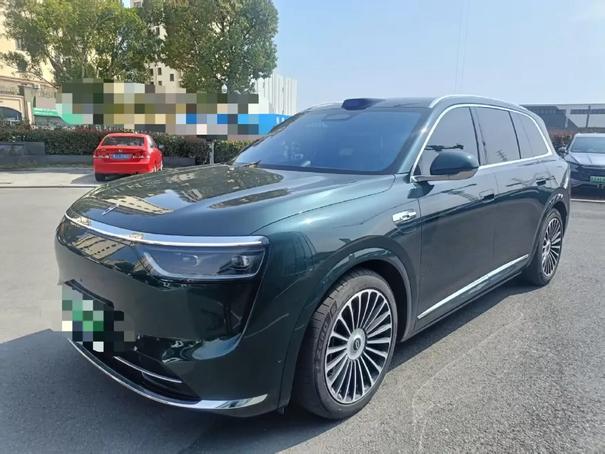 2025 AITO AITO M8 REEV 160HP REEV 53.4KWH,autocango,china used car exporter,china ev exporter,chinese used car exporter,chinese used ev exporter