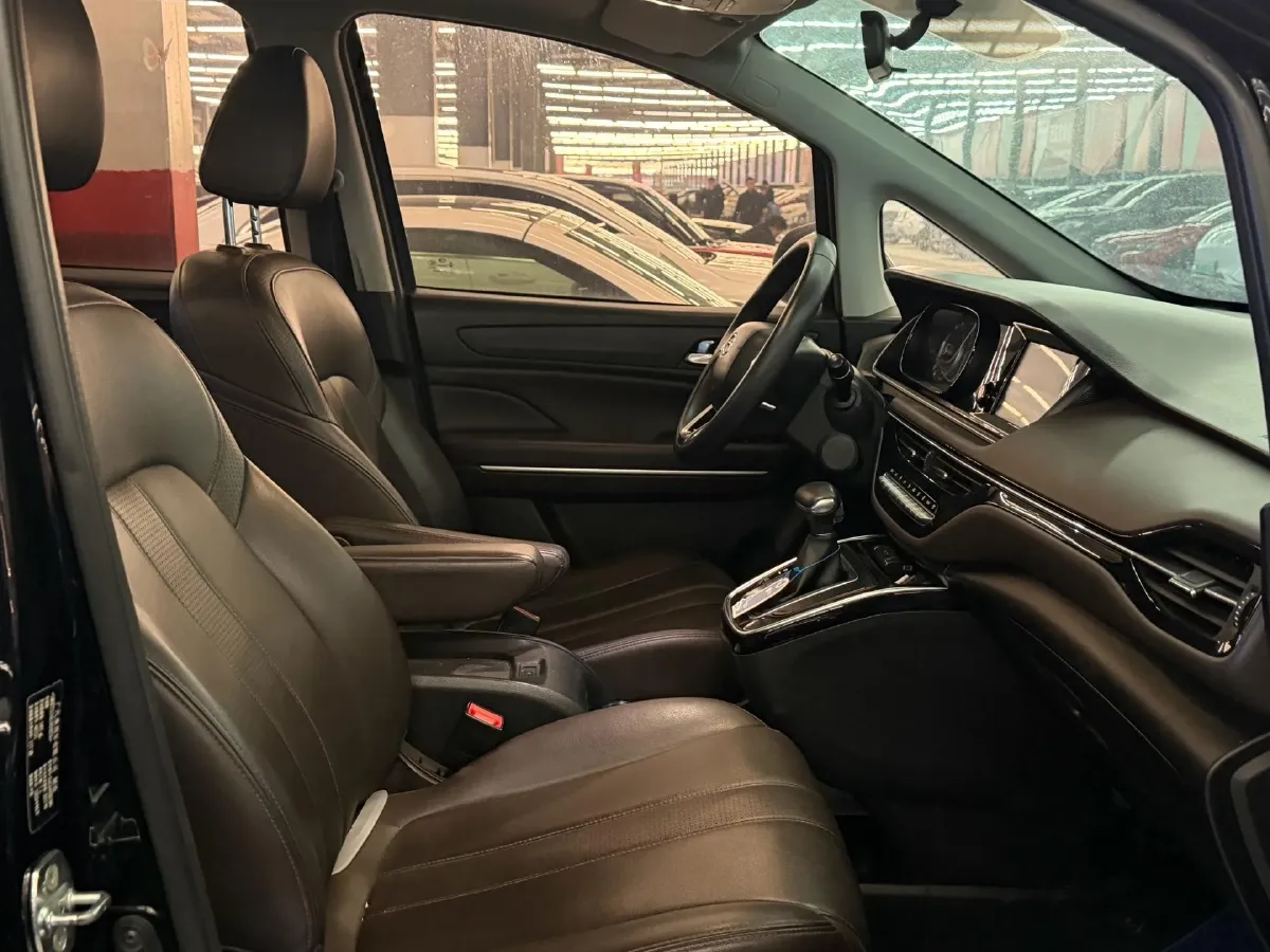 2021 GAC Trumpchi M6 1.5T 169HP L4 7DCT,autocango,china used car exporter,china ev exporter,chinese used car exporter,chinese used ev exporter