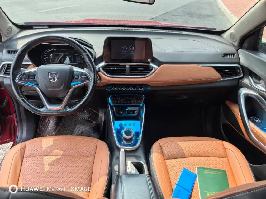 2017 HaiMa S5 Young Edition 1.6L 122HP L4 5MT,autocango,china used car exporter,china ev exporter,chinese used car exporter,chinese used ev exporter