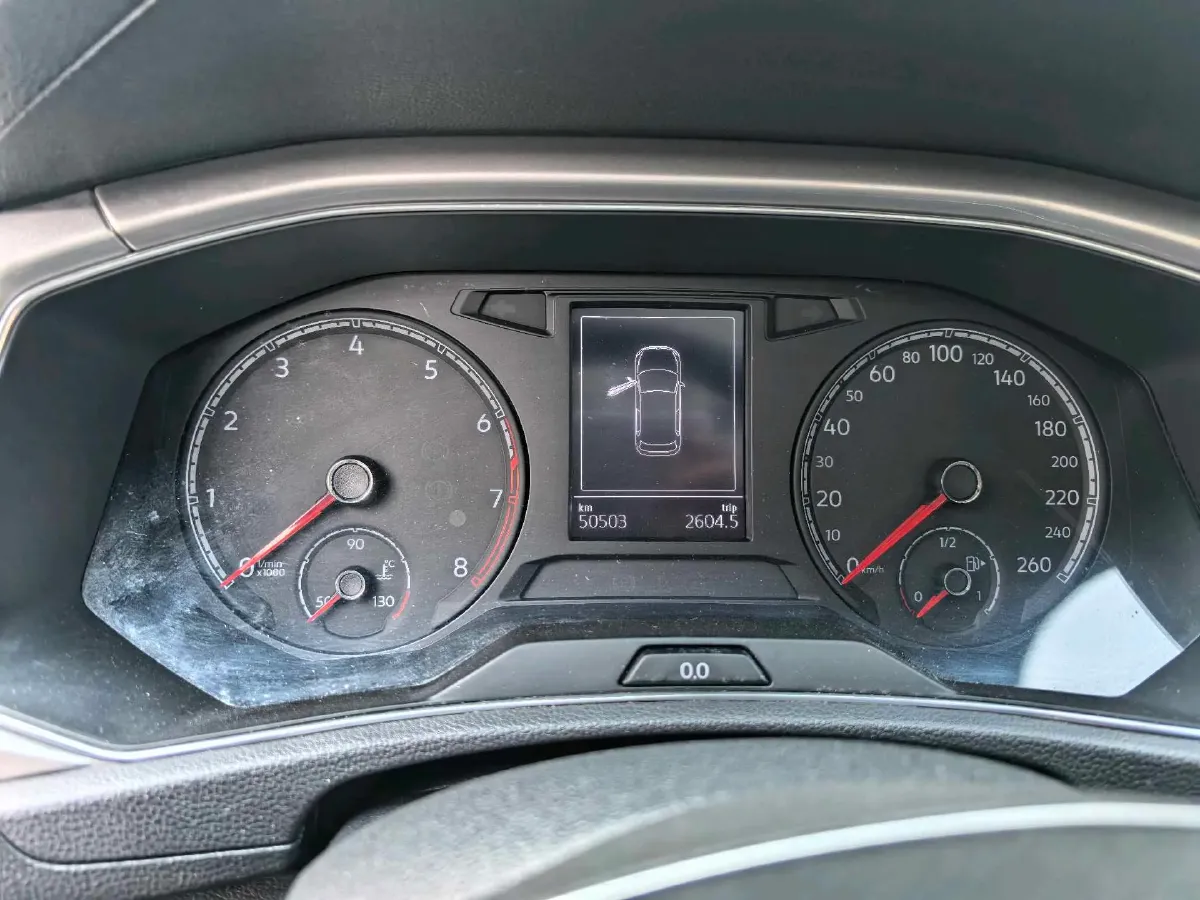 2021 Volkswagen T-Roc 1.4T 150HP L4 7DCT,autocango,china used car exporter,china ev exporter,chinese used car exporter,chinese used ev exporter