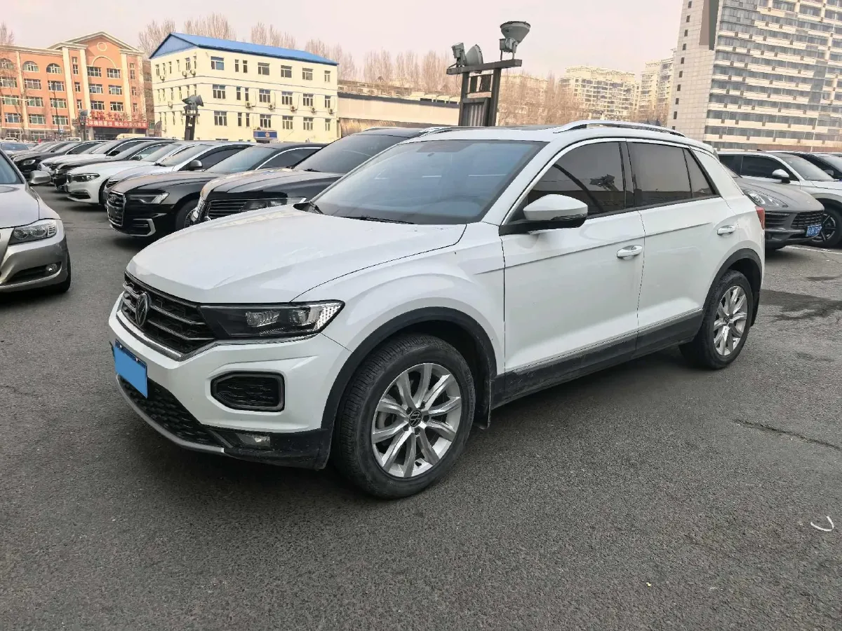 2021 Volkswagen T-Roc 1.4T 150HP L4 7DCT,autocango,china used car exporter,china ev exporter,chinese used car exporter,chinese used ev exporter