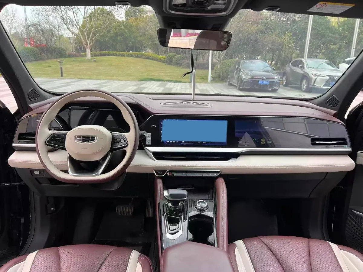 2021 Geely Monjaro 2.0T 218HP L4 7DCT,autocango,china used car exporter,china ev exporter,chinese used car exporter,chinese used ev exporter