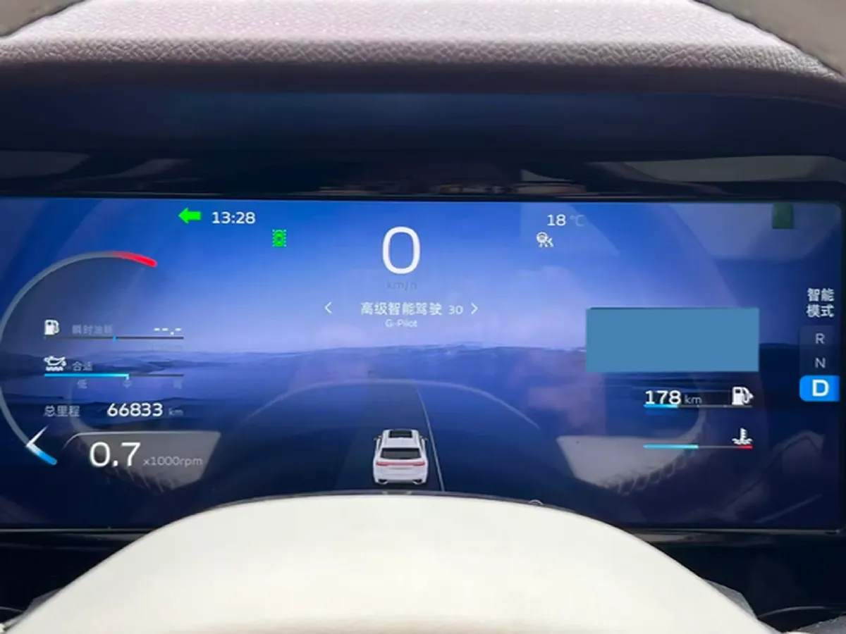 2021 Geely Monjaro 2.0T 218HP L4 7DCT,autocango,china used car exporter,china ev exporter,chinese used car exporter,chinese used ev exporter