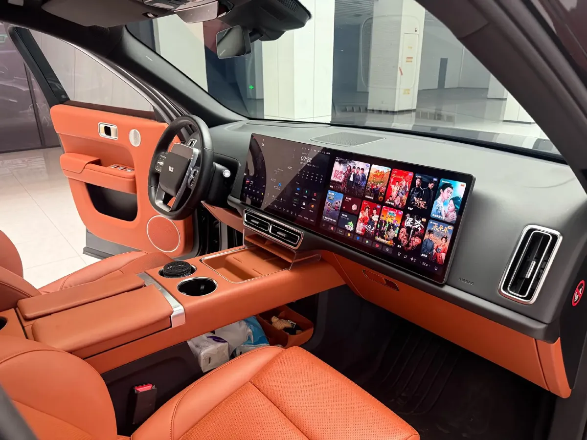 2023 Li L8 Range Extended 154HP REEV 40.9KWH,autocango,china used car exporter,china ev exporter,chinese used car exporter,chinese used ev exporter