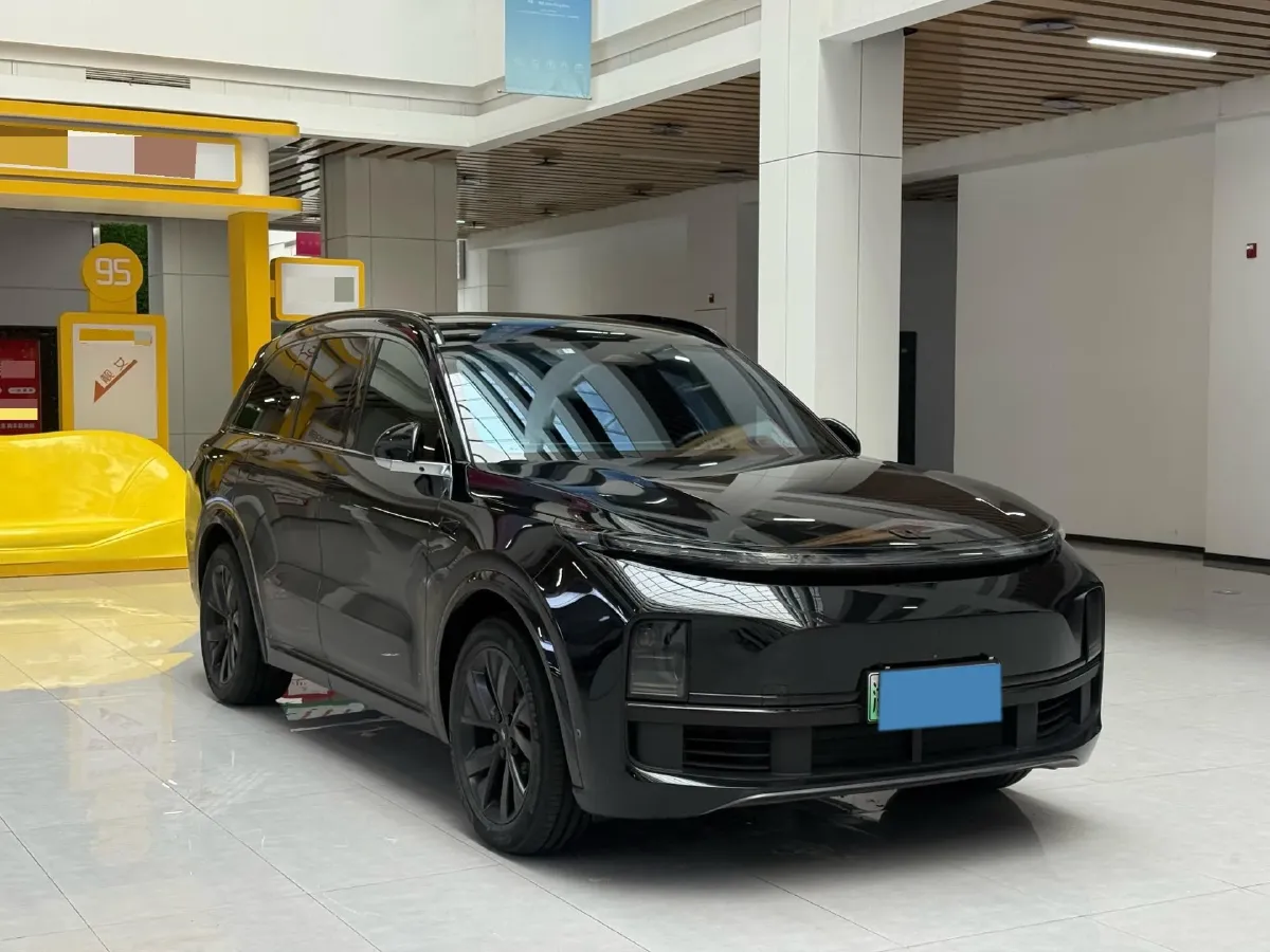 2023 Li L8 Range Extended 154HP REEV 40.9KWH,autocango,china used car exporter,china ev exporter,chinese used car exporter,chinese used ev exporter