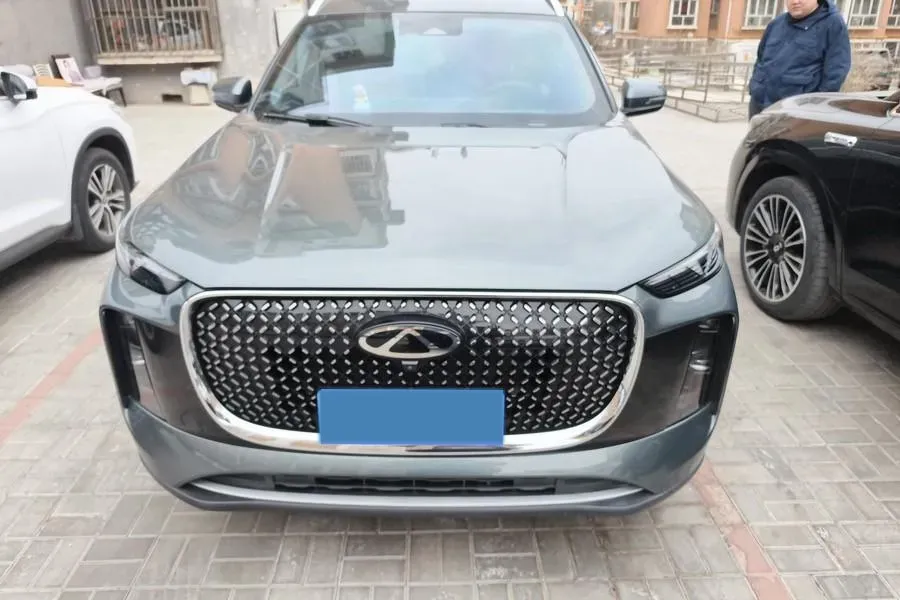 2025 Chery Tiggo 8 Plus 1.6T 197HP L4 7DCT,autocango,china used car exporter,china ev exporter,chinese used car exporter,chinese used ev exporter