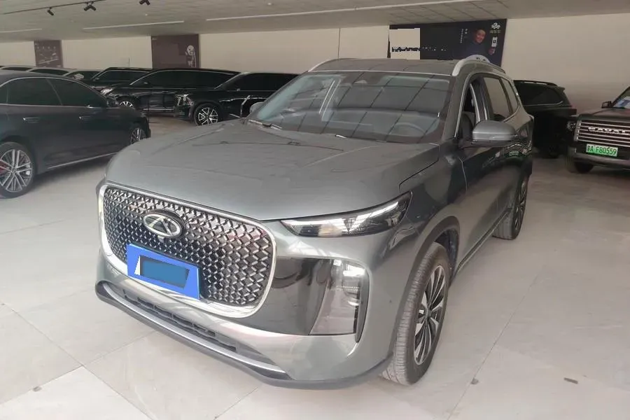 2025 Chery Tiggo 8 Plus 1.6T 197HP L4 7DCT,autocango,china used car exporter,china ev exporter,chinese used car exporter,chinese used ev exporter