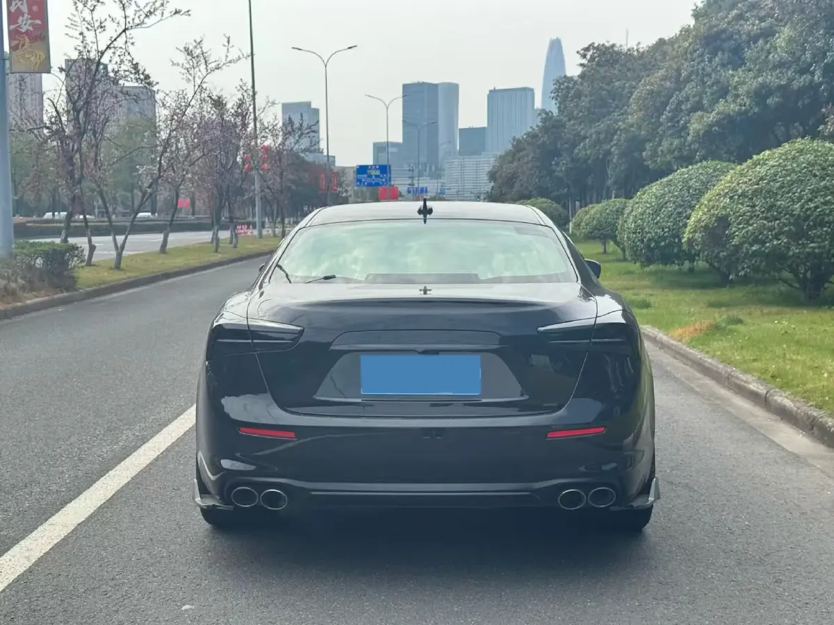 2022 Audi Q7 2.0T 245HP L4 8AT,autocango,china used car exporter,china ev exporter,chinese used car exporter,chinese used ev exporter