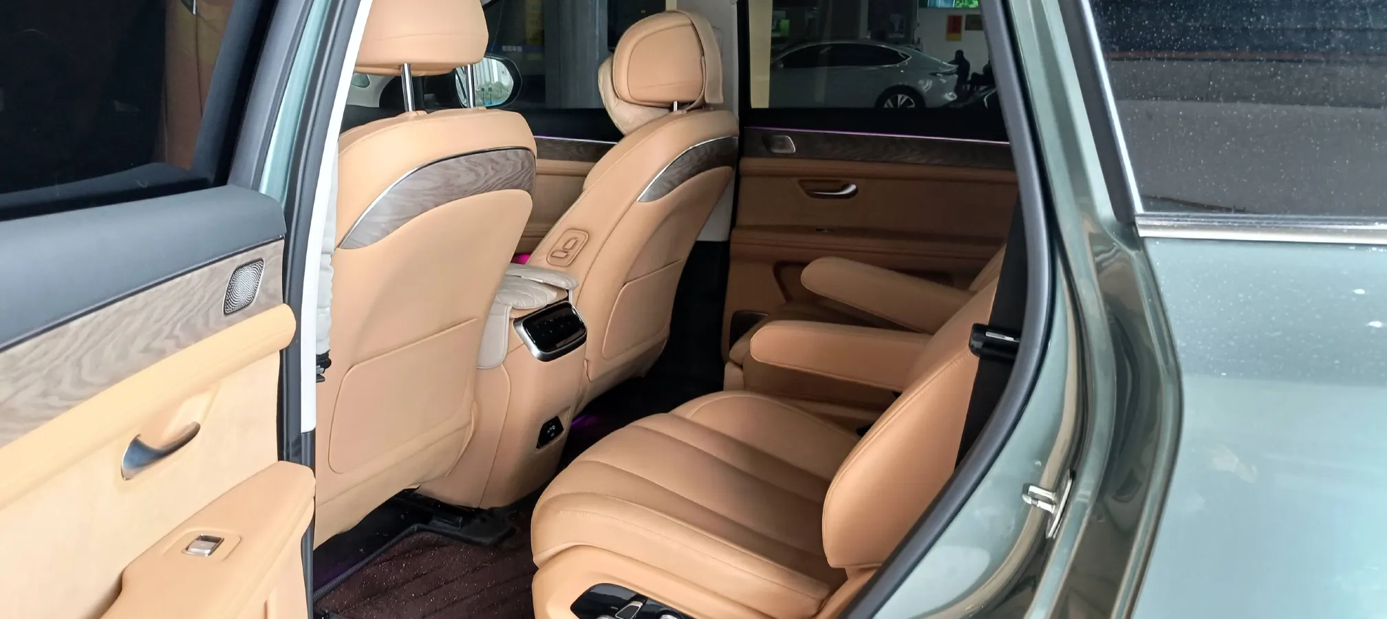 2022 Infiniti Q50L 2.0T 211HP L4 7AT,autocango,china used car exporter,china ev exporter,chinese used car exporter,chinese used ev exporter