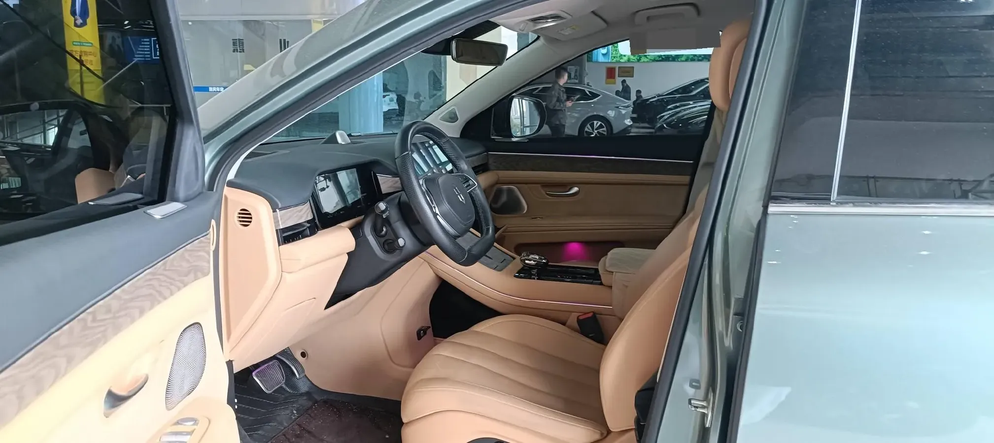 2022 Infiniti Q50L 2.0T 211HP L4 7AT,autocango,china used car exporter,china ev exporter,chinese used car exporter,chinese used ev exporter