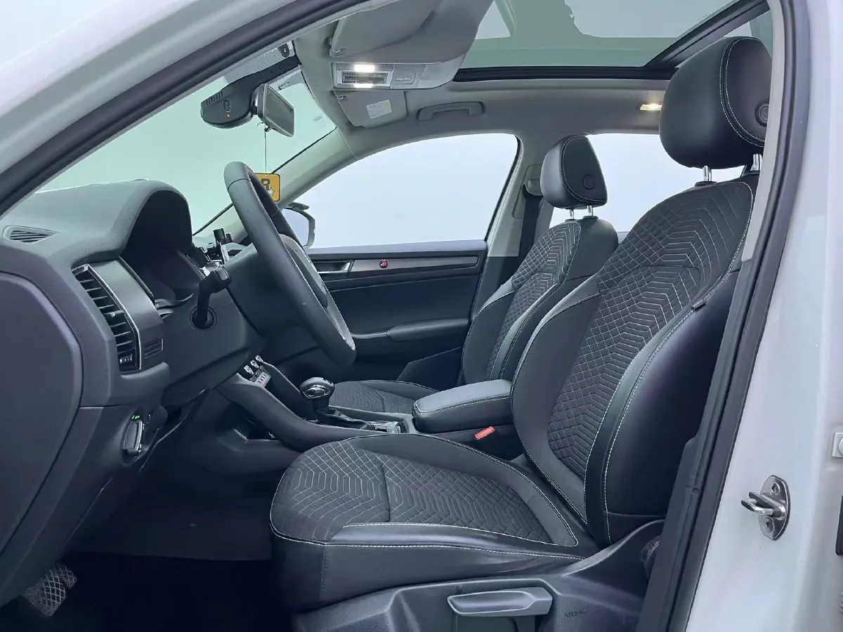 2018 Skoda Kodiak 2.0T 186HP L4 7DCT,autocango,china used car exporter,china ev exporter,chinese used car exporter,chinese used ev exporter