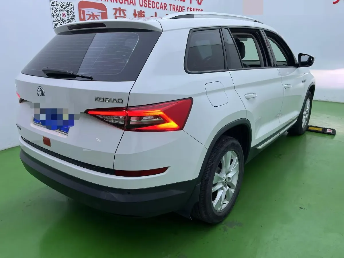 2018 Skoda Kodiak 2.0T 186HP L4 7DCT,autocango,china used car exporter,china ev exporter,chinese used car exporter,chinese used ev exporter