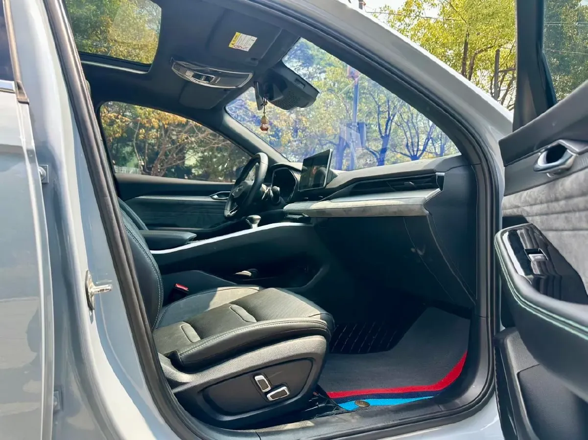 2023 Geely Preface 2.0T 190HP L4 7DCT,autocango,china used car exporter,china ev exporter,chinese used car exporter,chinese used ev exporter