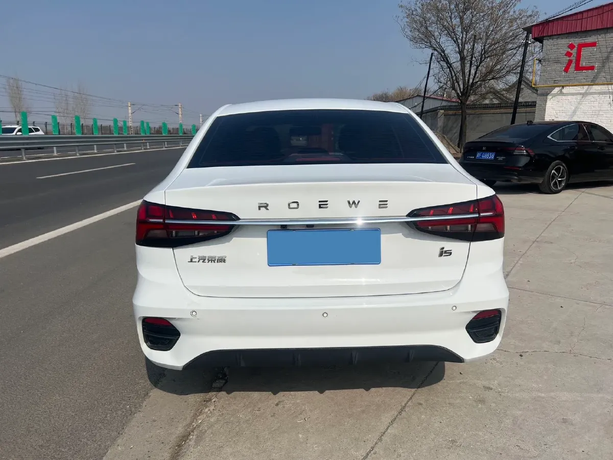 2021 Roewe i5 1.5L 120HP L4 CVT,autocango,china used car exporter,china ev exporter,chinese used car exporter,chinese used ev exporter