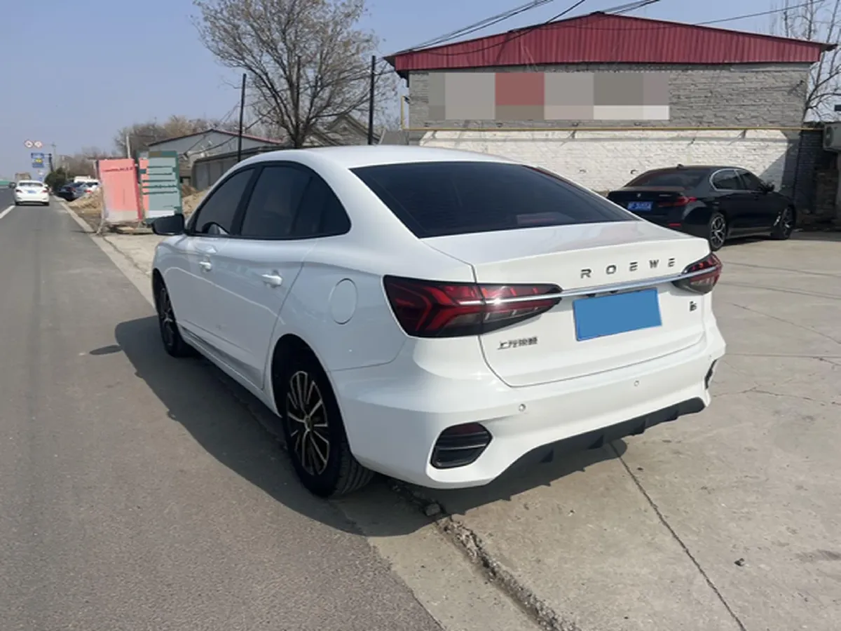 2021 Roewe i5 1.5L 120HP L4 CVT,autocango,china used car exporter,china ev exporter,chinese used car exporter,chinese used ev exporter