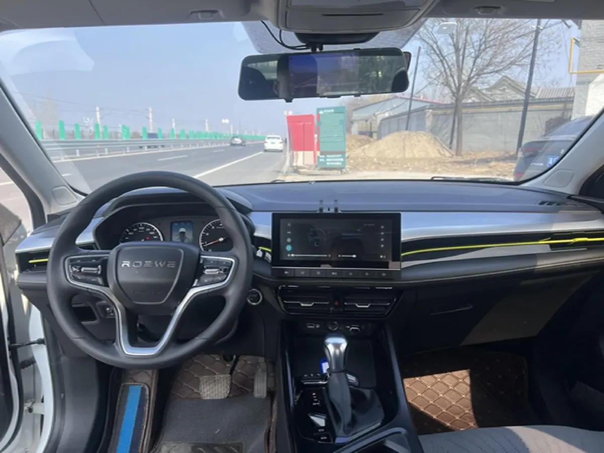 2021 Roewe i5 1.5L 120HP L4 CVT,autocango,china used car exporter,china ev exporter,chinese used car exporter,chinese used ev exporter