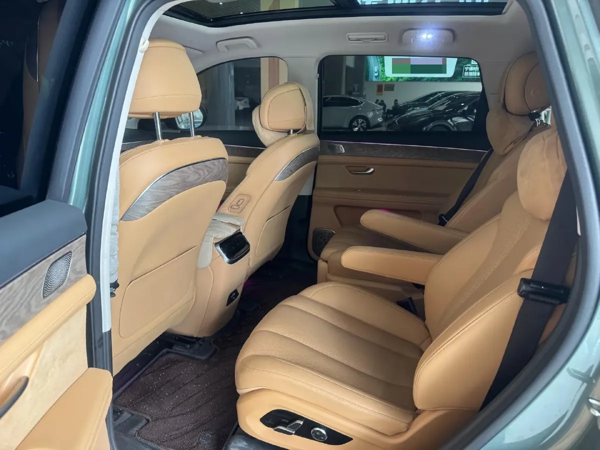 2022 Infiniti Q50L 2.0T 211HP L4 7AT,autocango,china used car exporter,china ev exporter,chinese used car exporter,chinese used ev exporter