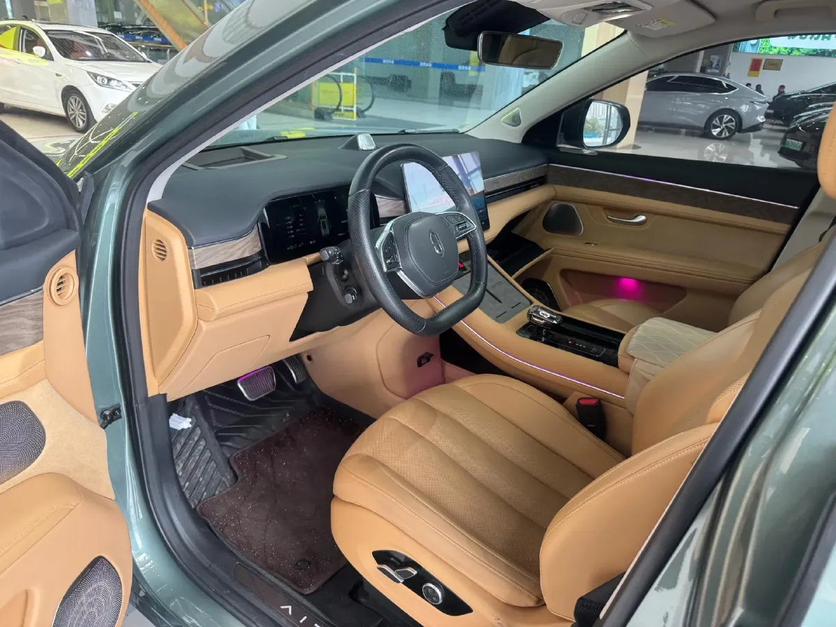 2022 Infiniti Q50L 2.0T 211HP L4 7AT,autocango,china used car exporter,china ev exporter,chinese used car exporter,chinese used ev exporter