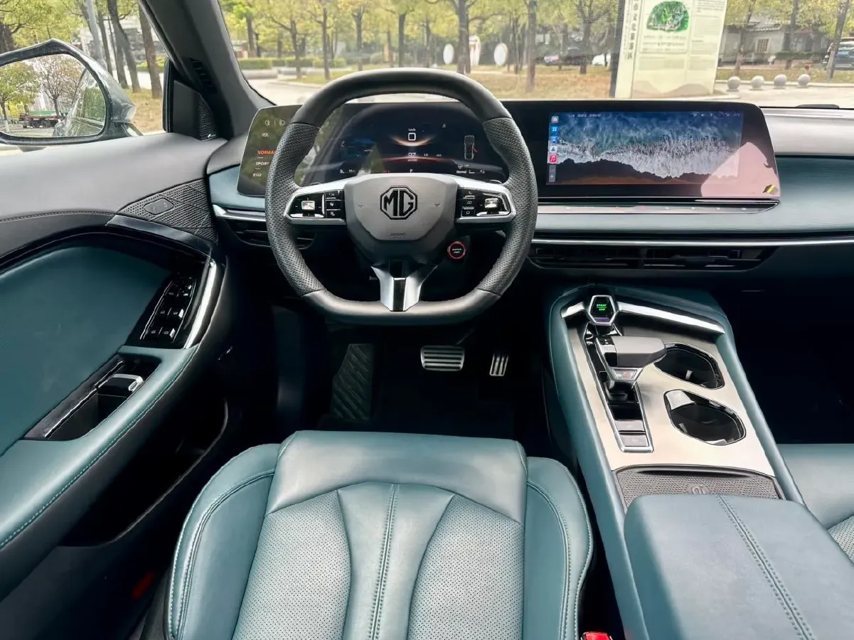 2023 MG 7 1.5T 188HP L4 7DCT,autocango,china used car exporter,china ev exporter,chinese used car exporter,chinese used ev exporter