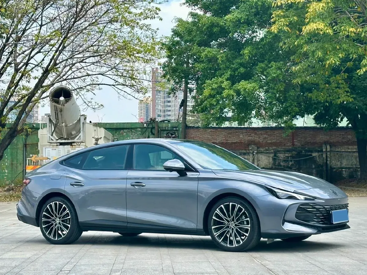 2023 MG 7 1.5T 188HP L4 7DCT,autocango,china used car exporter,china ev exporter,chinese used car exporter,chinese used ev exporter