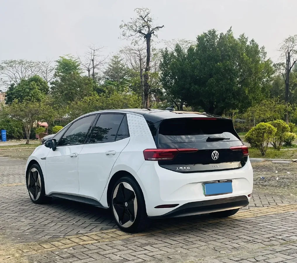 2023 Volkswagen ID.3 BEV 52.8KWH,autocango,china used car exporter,china ev exporter,chinese used car exporter,chinese used ev exporter
